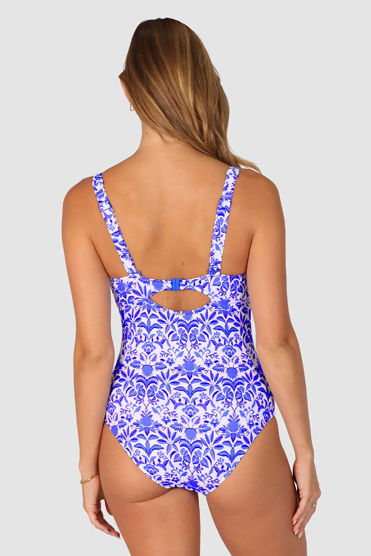 Free Spirit D/E Cup Underwire One Piece Swimsuit - Image 10